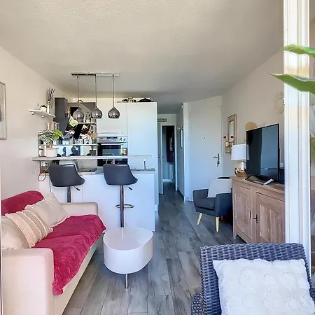 Vue Mer, Piscine, Free Parking Appartement *