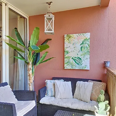Appartement Vue Mer, Piscine, Free Parking